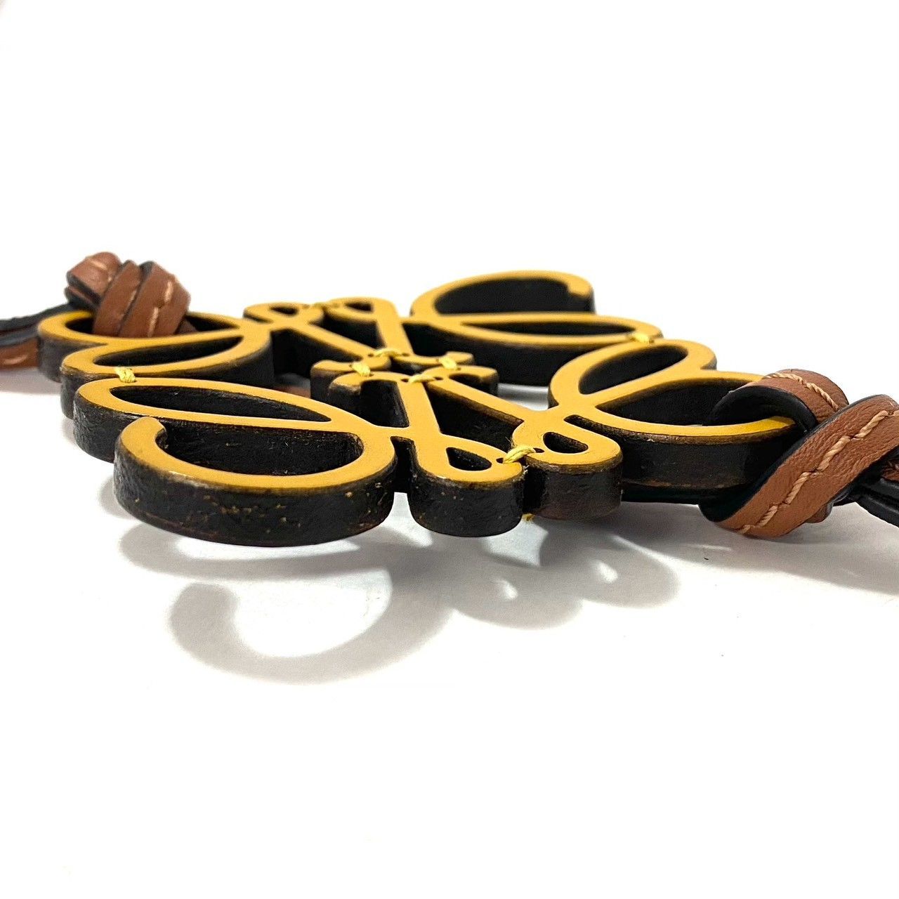  LOEWE アナグラム チャーム レザー イエロー 黄色 ブラック 黒 ブラウン 茶 シルバー金具 キーホルダー キーリング ロエベ SER-6103 キーホルダー キーリング 小物