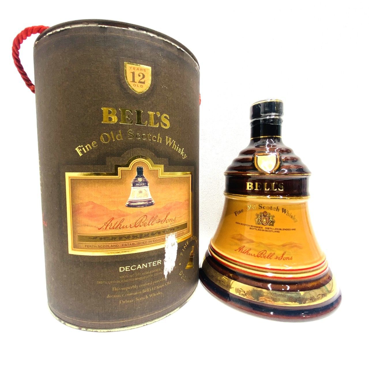 ベルズ 12年 陶器ボトル 750ml 箱付 古酒 - メルカリ