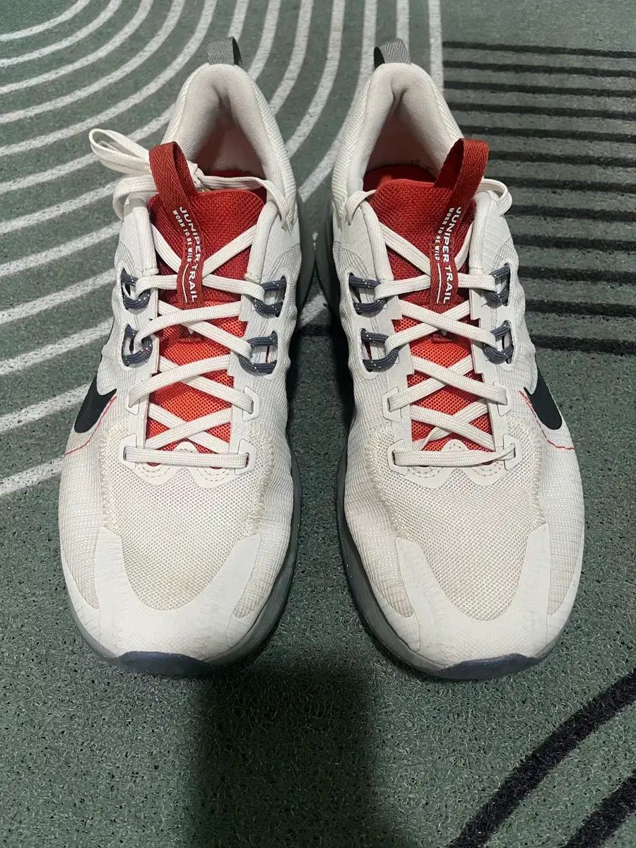 ナイキ ジュニパートレイル2