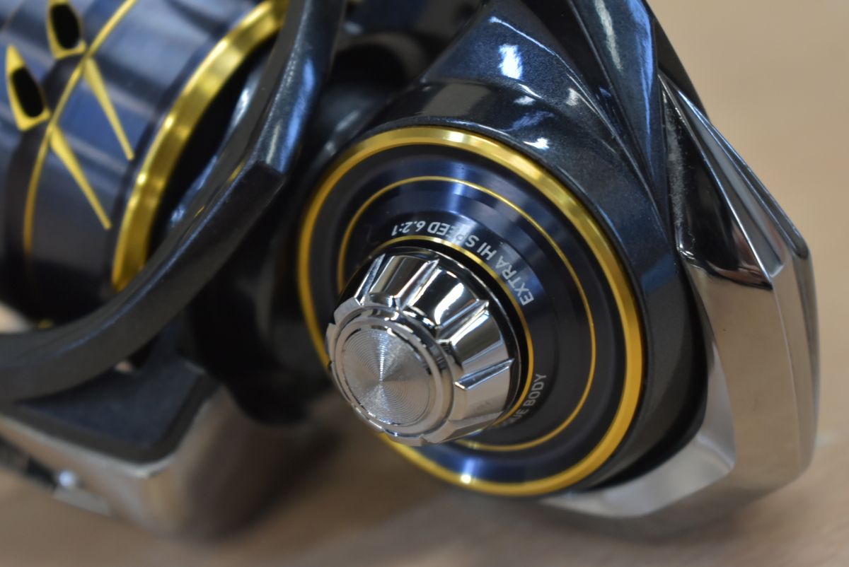 ダイワ 21 カルディア LT 3000-CXH スピニングリール DAIWA CALDIA