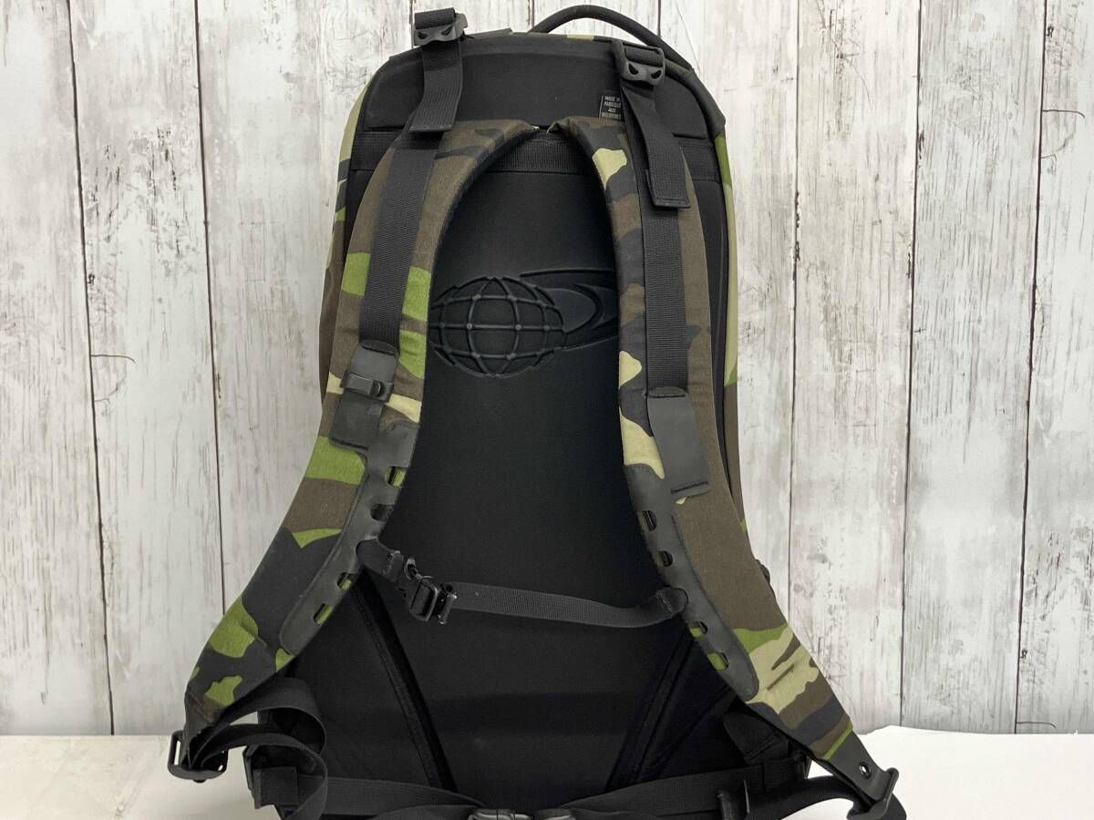ARC TERYX × BEAMS バッグパック アークテリクス ビームス カモフラ柄 ARRO 22 リュックサック