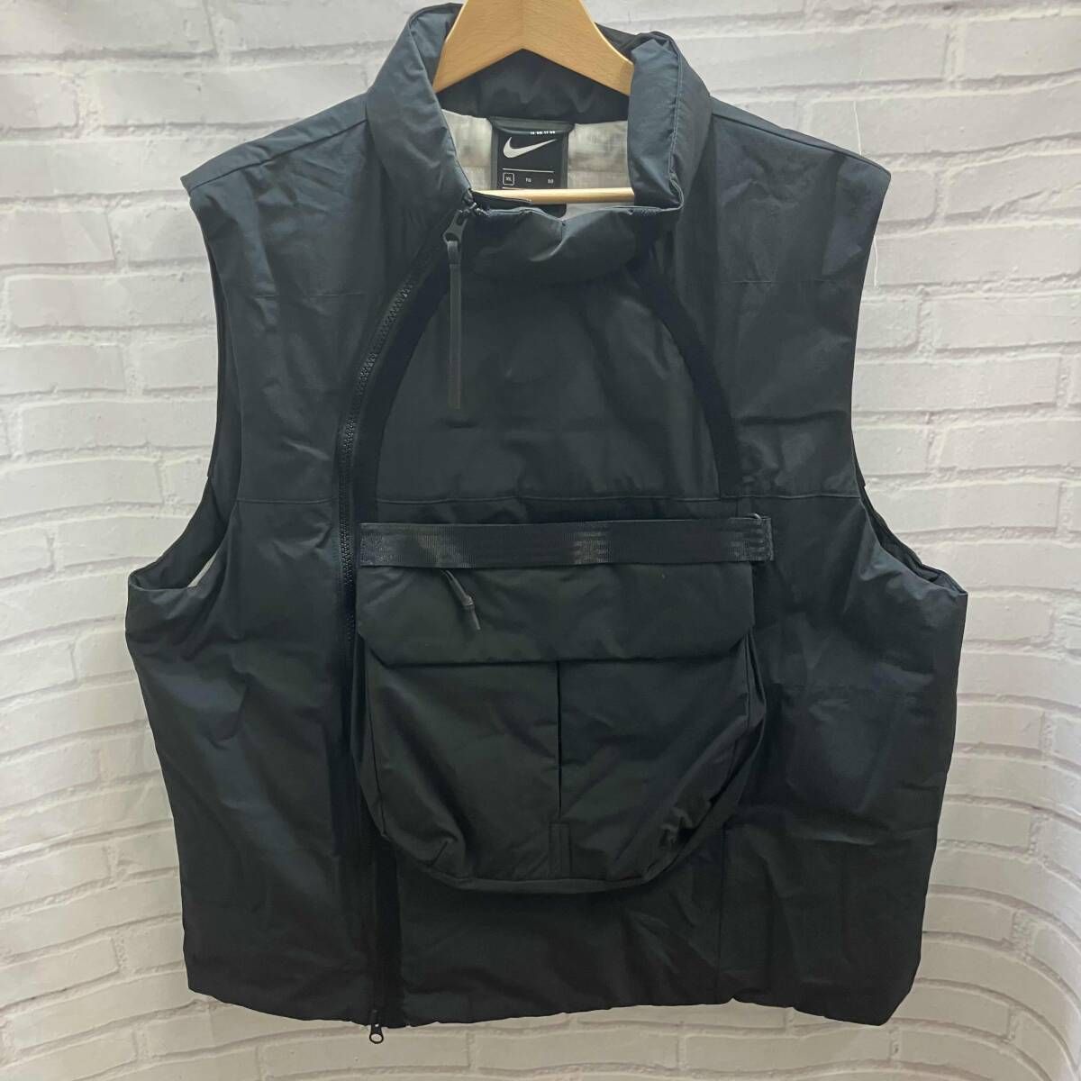 NIKE / ナイキ / ダウンベスト / CU0767-010 / 表記サイズXL 