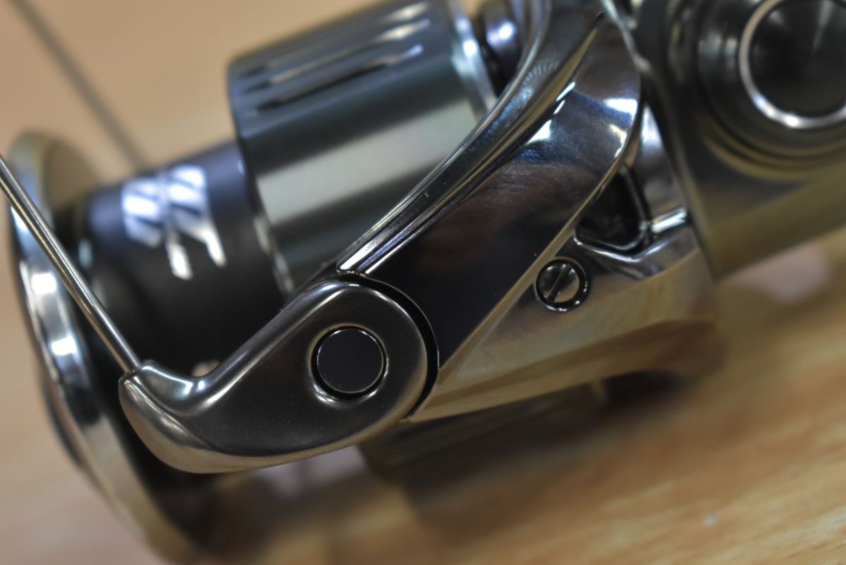 シマノ 22 ステラ 4000 XG ♥品 SHIMANO STELLA スピニングリール プラッギング ライト ショアジギング ヒラスズキ