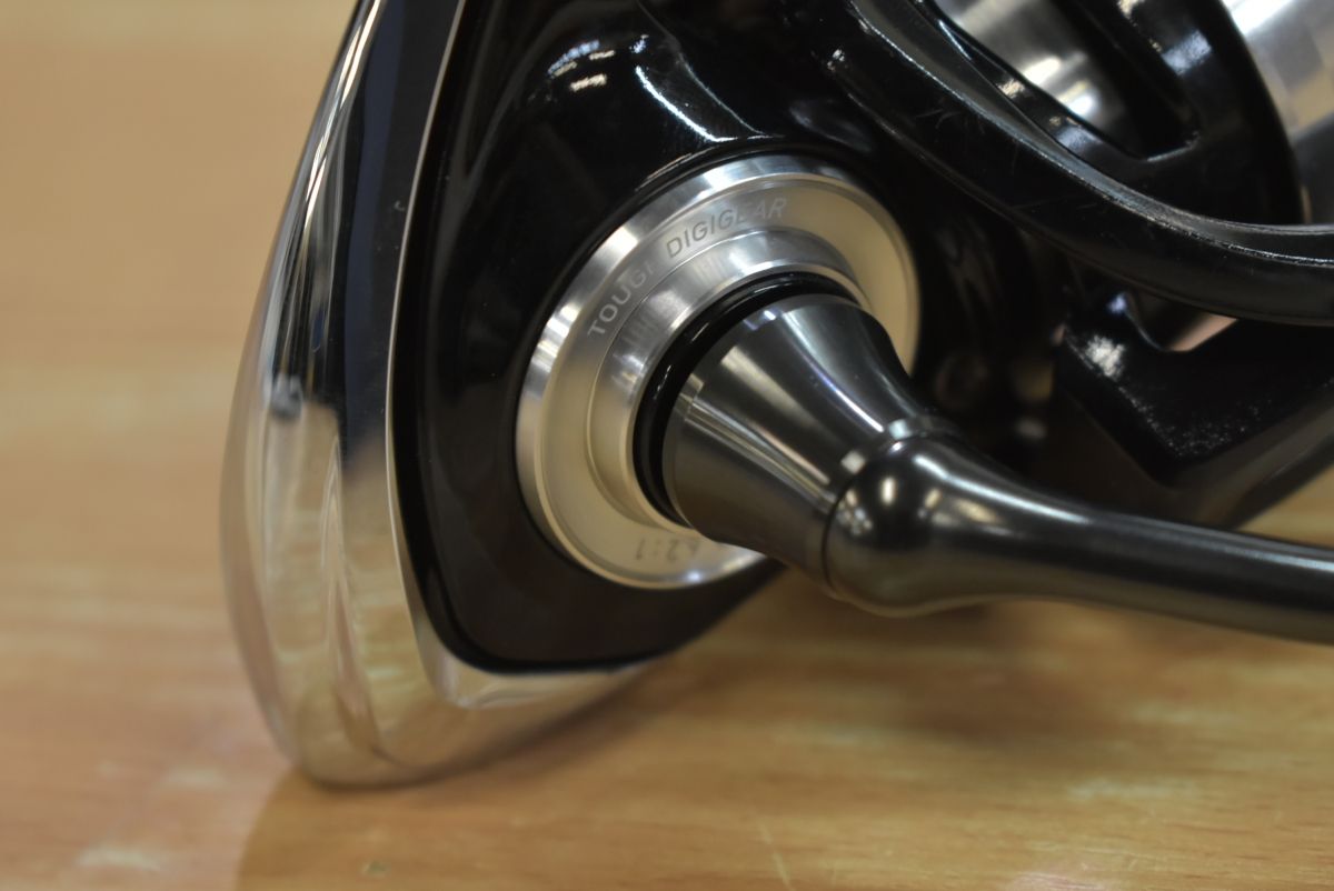 ダイワ 19 レグザ LT 4000D-CXH DAIWA LEXA スピニングリール サーフ 