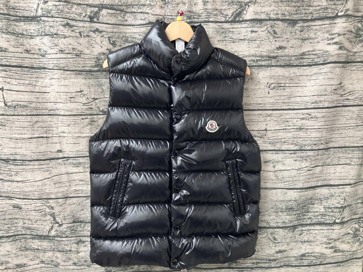 MONCLER モンクレール ダウンベスト H20911A0009668590 新品タグ付き 
