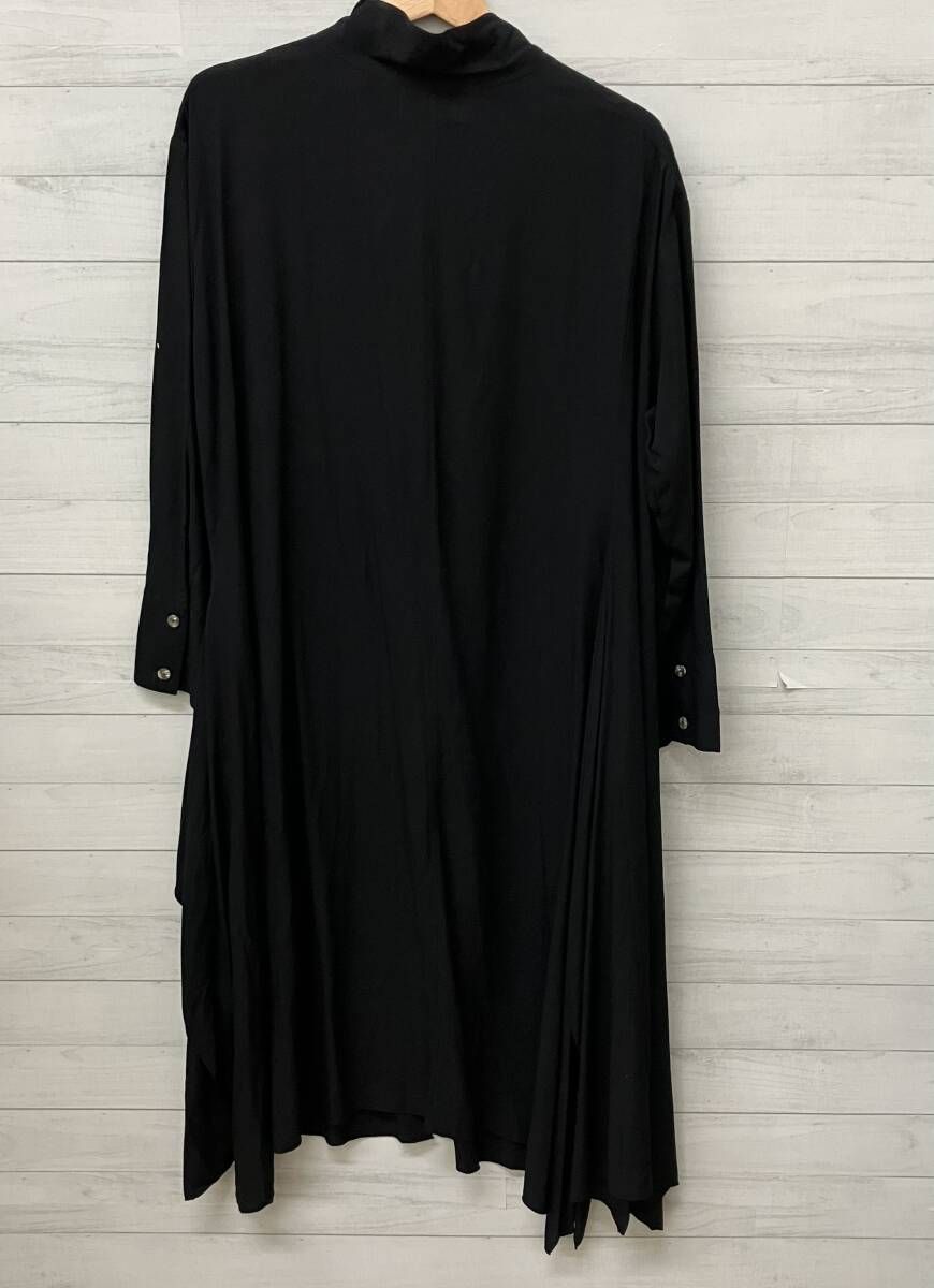 美品✨MOYURU 萌　モユルアシメ変形シャツワンピース 黒 F ゆったり 萌 MOYURU レディースファッション｜ファッション おすすめ人気商品