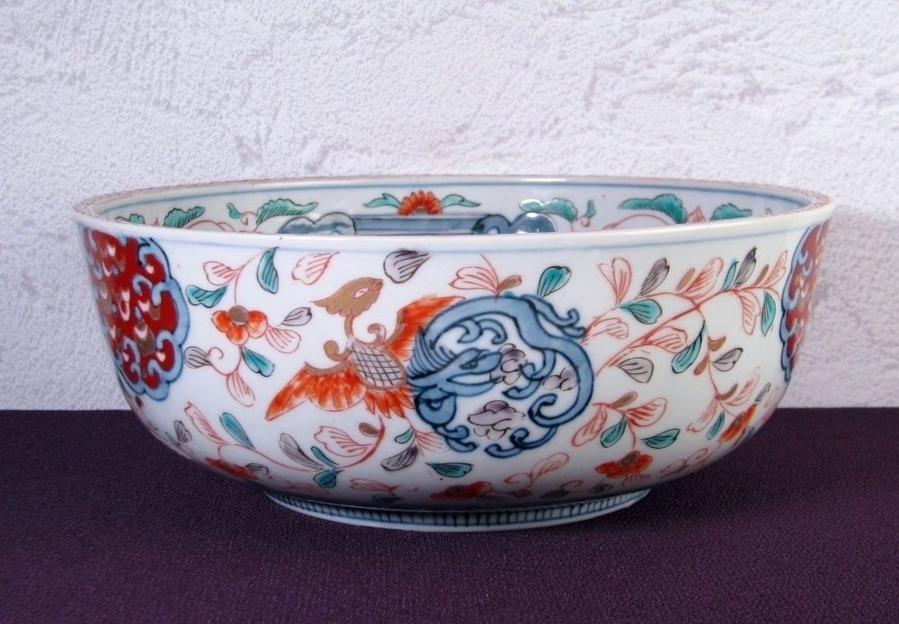 古伊万里 染錦・金彩丸鉢 花クルス・獅子・鳳凰・龍の図 三つ組みの内