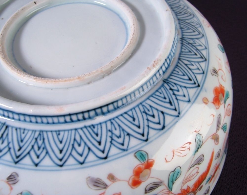 古伊万里 染錦・金彩丸鉢 花クルス・獅子・鳳凰・龍の図 三つ組みの内