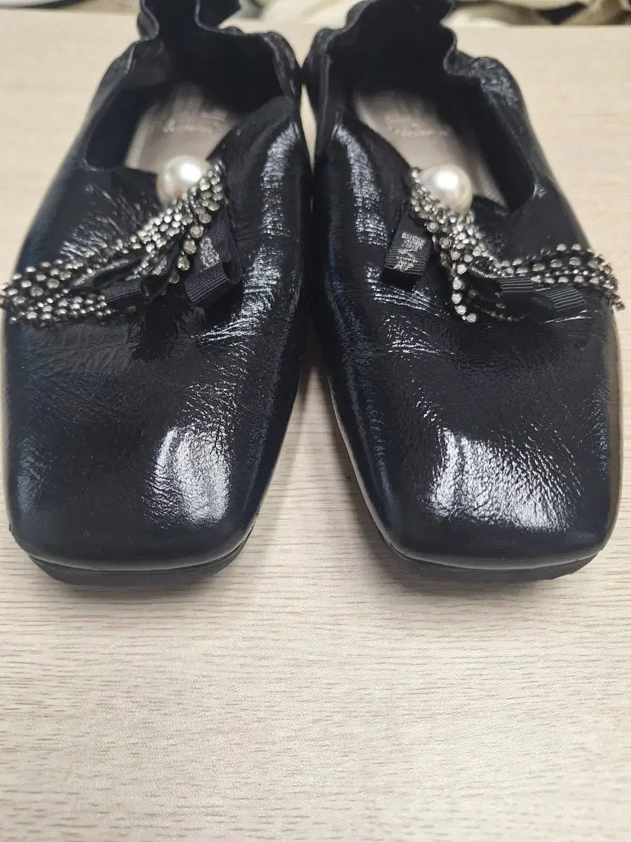 LANVIN ランバン ブラック エナメル フラット シューズ 240 み