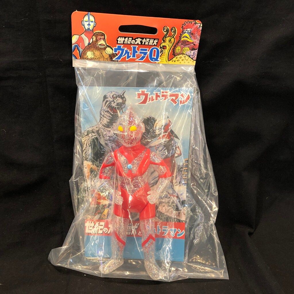 マルサン 世紀の大怪獣 55 th ウルトラマン350 SparkleGlitter 黄色目