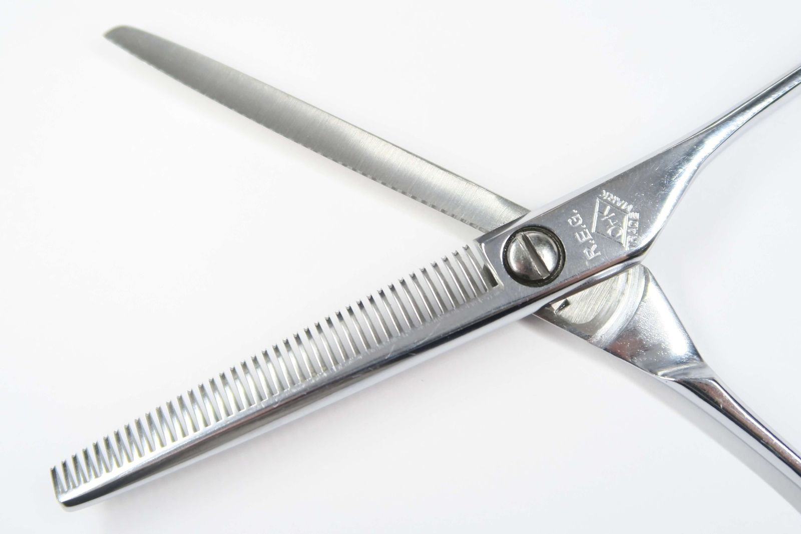 セニング 美容師