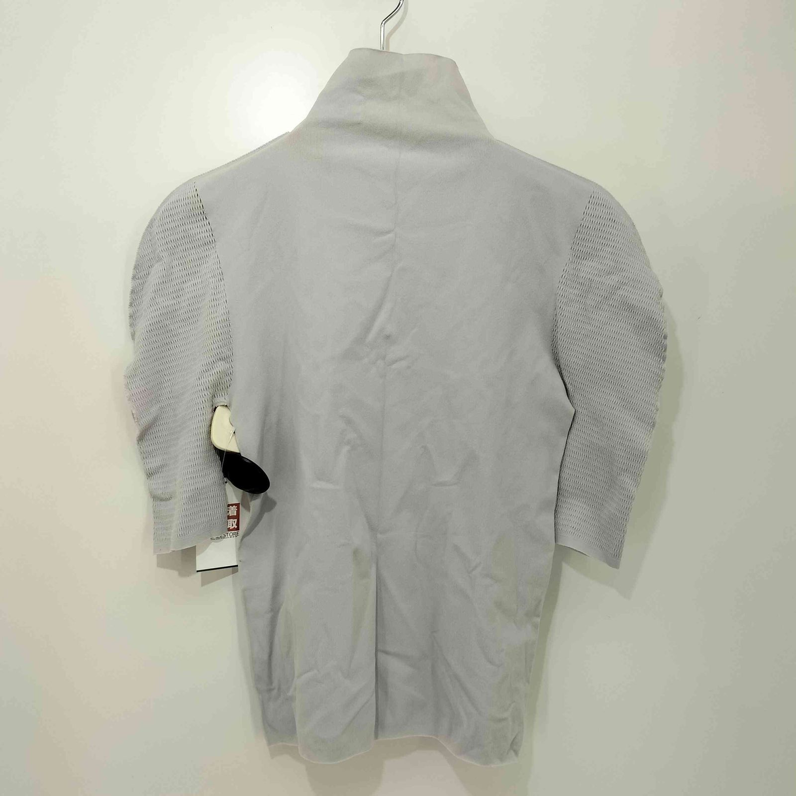 PLEATS PLEASE ISSEY MIYAKE(プリーツプリーズイッセイミヤケ) A-POC INSIDE ナイロン ストレッチ メッシュ切替 半袖 カットソー レディース 表記無 【中古】【ブランド古着バズストア】 プリーツプリーズイッセイミヤケ PLEATS PLEASE ISSEY MIYAKE A-POC