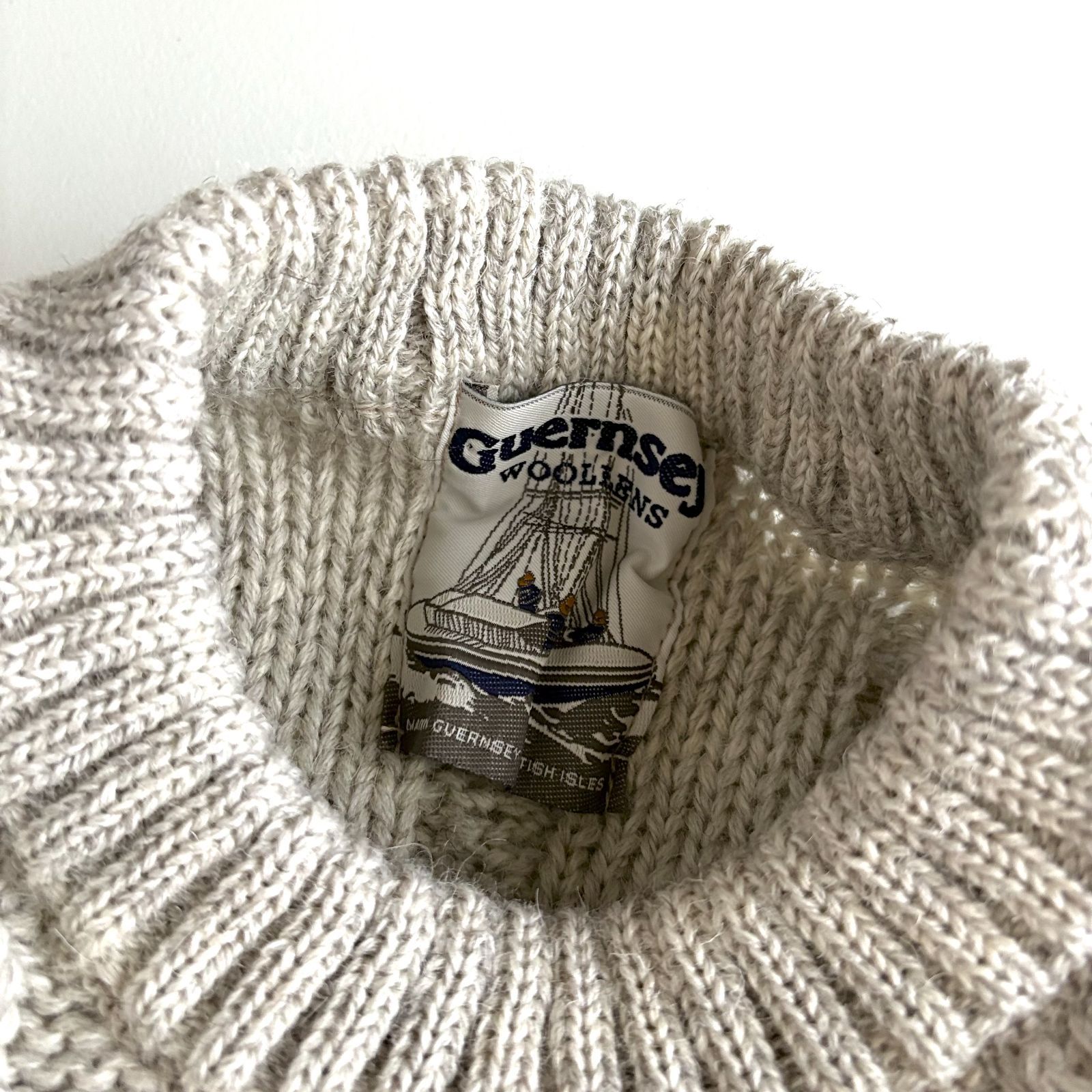 美品 / Guernsey Woollens ガンジーウーレンズ / 英国製 ウール100 