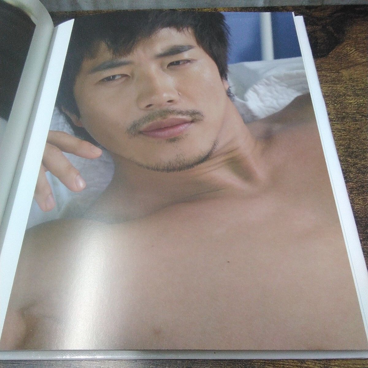 GOLDENTHUMB 写真集 「クォン・サンウ公式写真集 The Nude 〜ホワイト