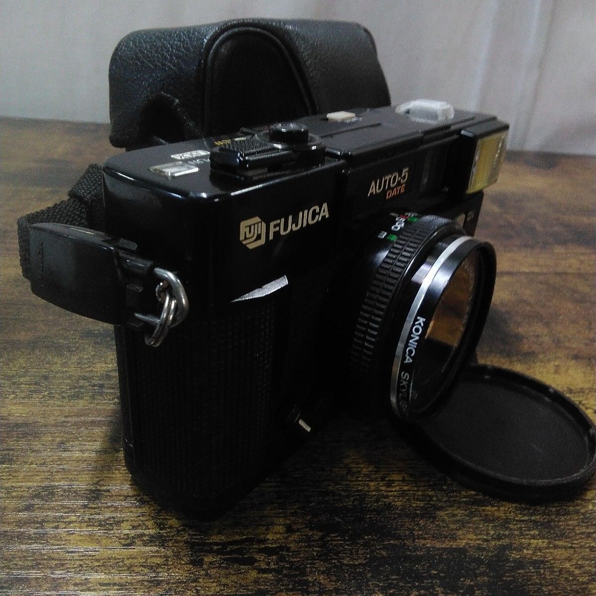 昭和レトロ 富士フィルム フィルムカメラ 「FUJICA AUTO−5 DATE (現状