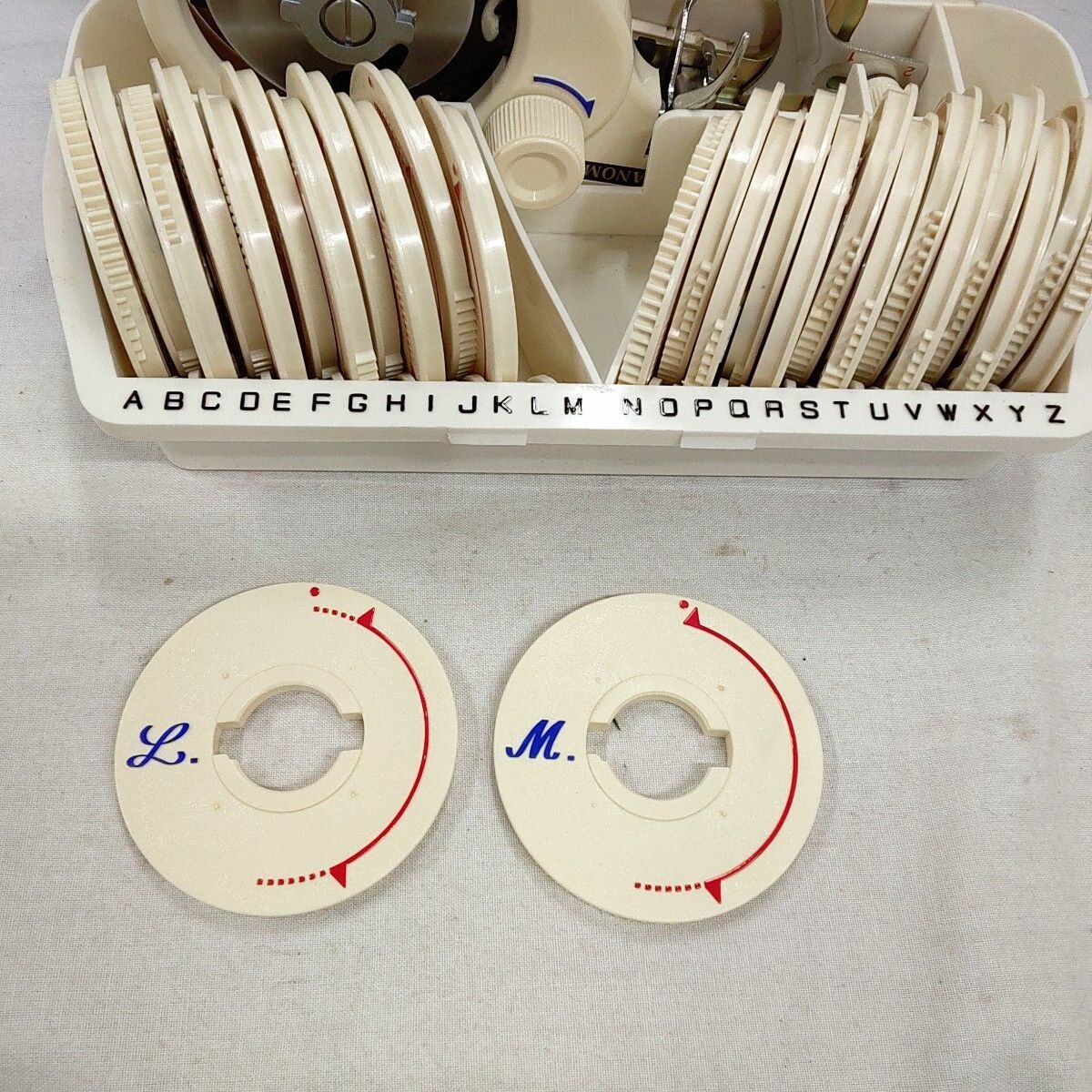 現行商品 薄物 厚物 ジャノメ ミシン 本体 ハンドメイド 手芸 洋裁 リメイク 現行商品 薄物 厚物 ジャノメ ミシン 本体 ハンドメイド 手芸 洋裁