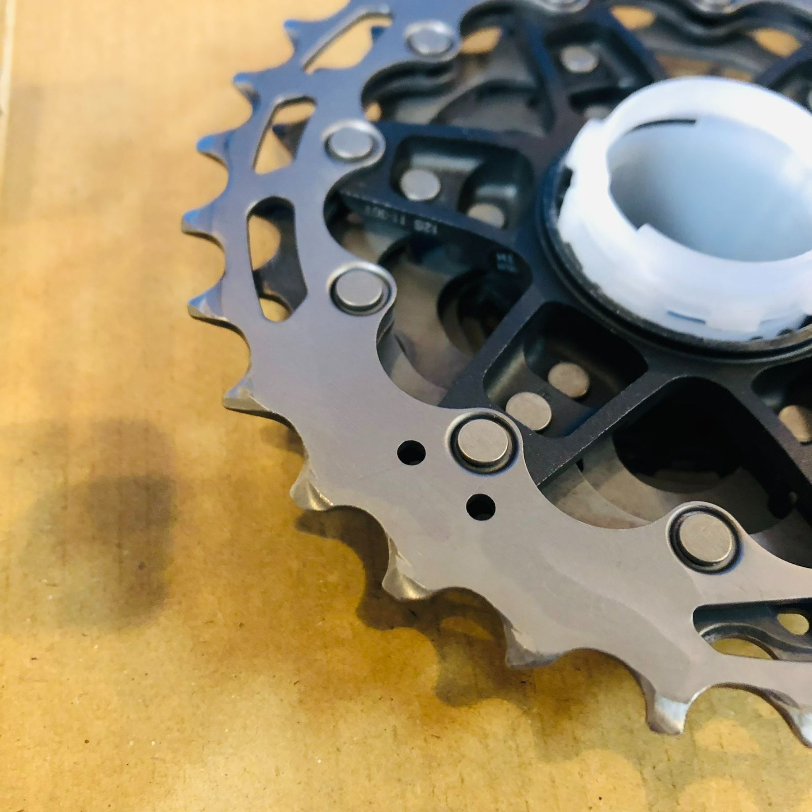 シマノ　Shimano 12速　cs-r9200 スプロケット 11-30T シマノ デュラエース CS-R9200 12速スプロケット 11-30T