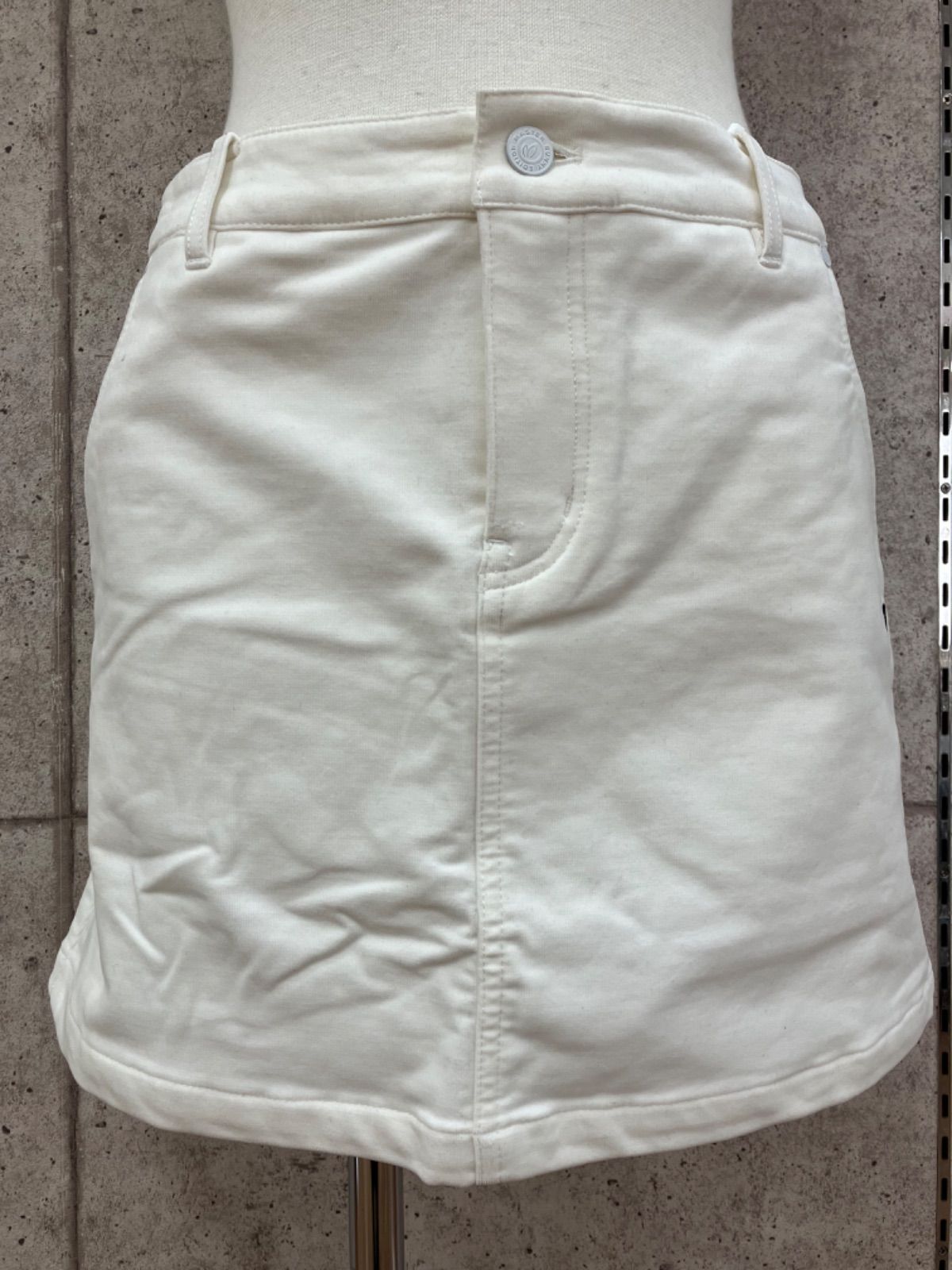 GF 1 マスターバニーエディション MASTER BUNNY EDITION ゴルフウェア スカート ストレッチ有り 裏起毛 白 ホワイト Mサイズ相当