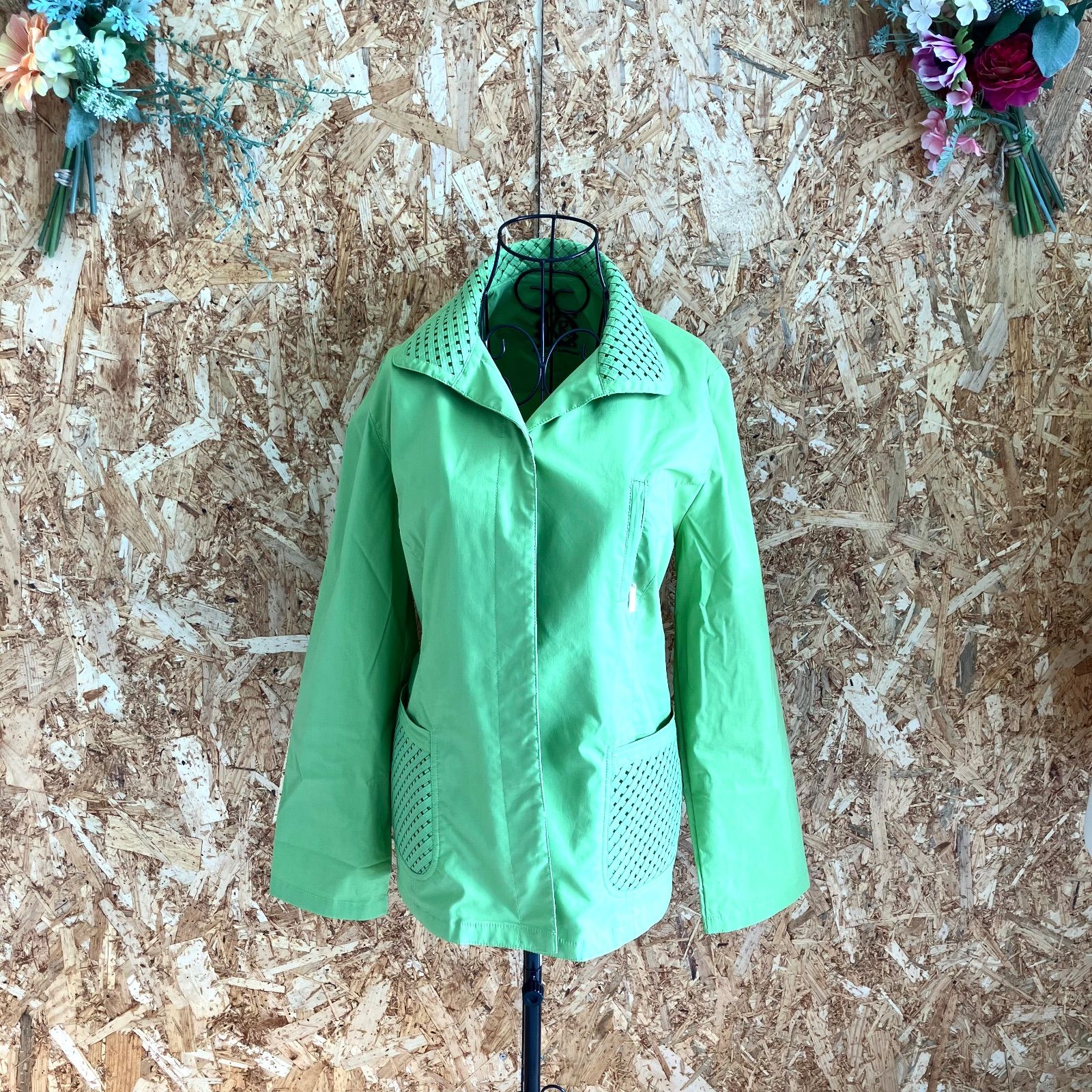 カオリーヌジャケット新品未使用タグ付 23区（ニジュウサンク） ジャケット ノーカラージャケット 「滝沢