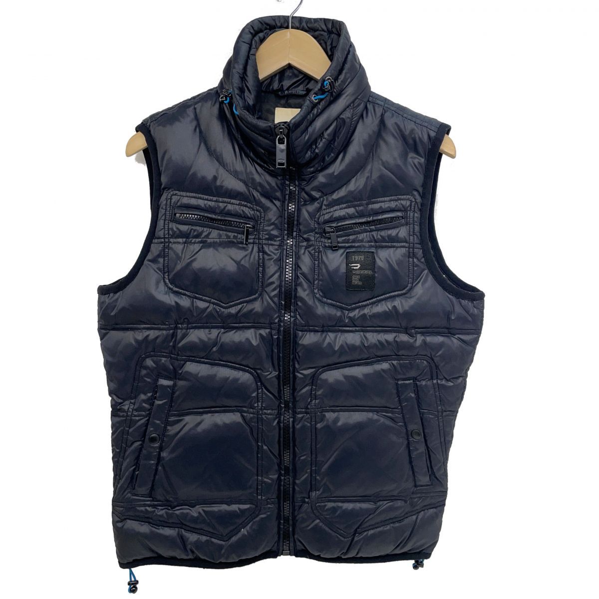 DIESEL ディーゼル ダウン ベスト Sサイズ RN93243 ※中古 - メルカリ