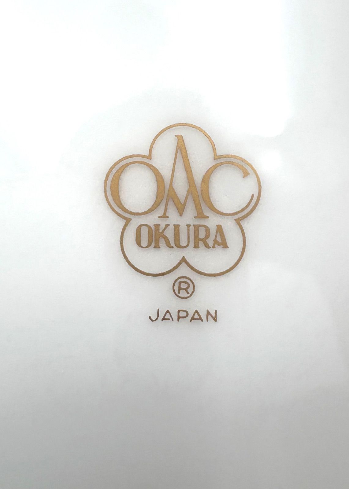 大倉陶園 OKURA ロイヤルブルークラウン 瑠璃片葉金蝕 金彩 26cm