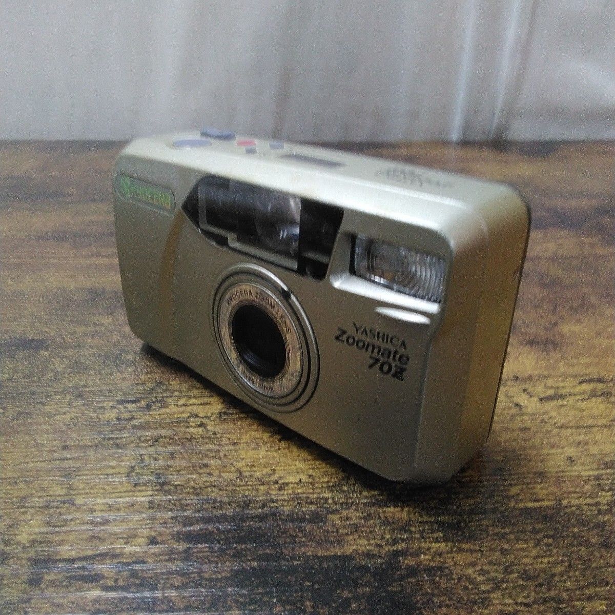 ヤシカ コンパクトカメラ 「Zoomate 70Z (現状品)」名前あり。ジャンク