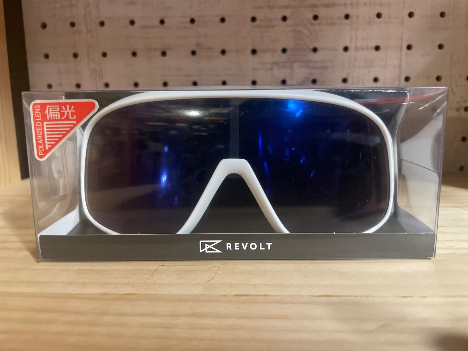 REVOLT リボルト サングラス 偏光 レンズ 白 ホワイト RVT SNOWGLASS WH BLUE