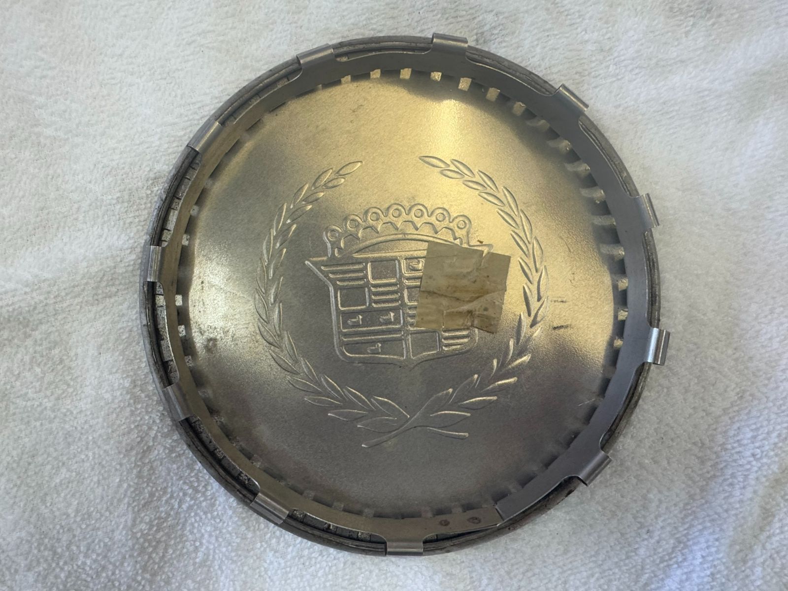 □送料込み□キャデラック□車種不明□ホイールセンターキャップ□中古