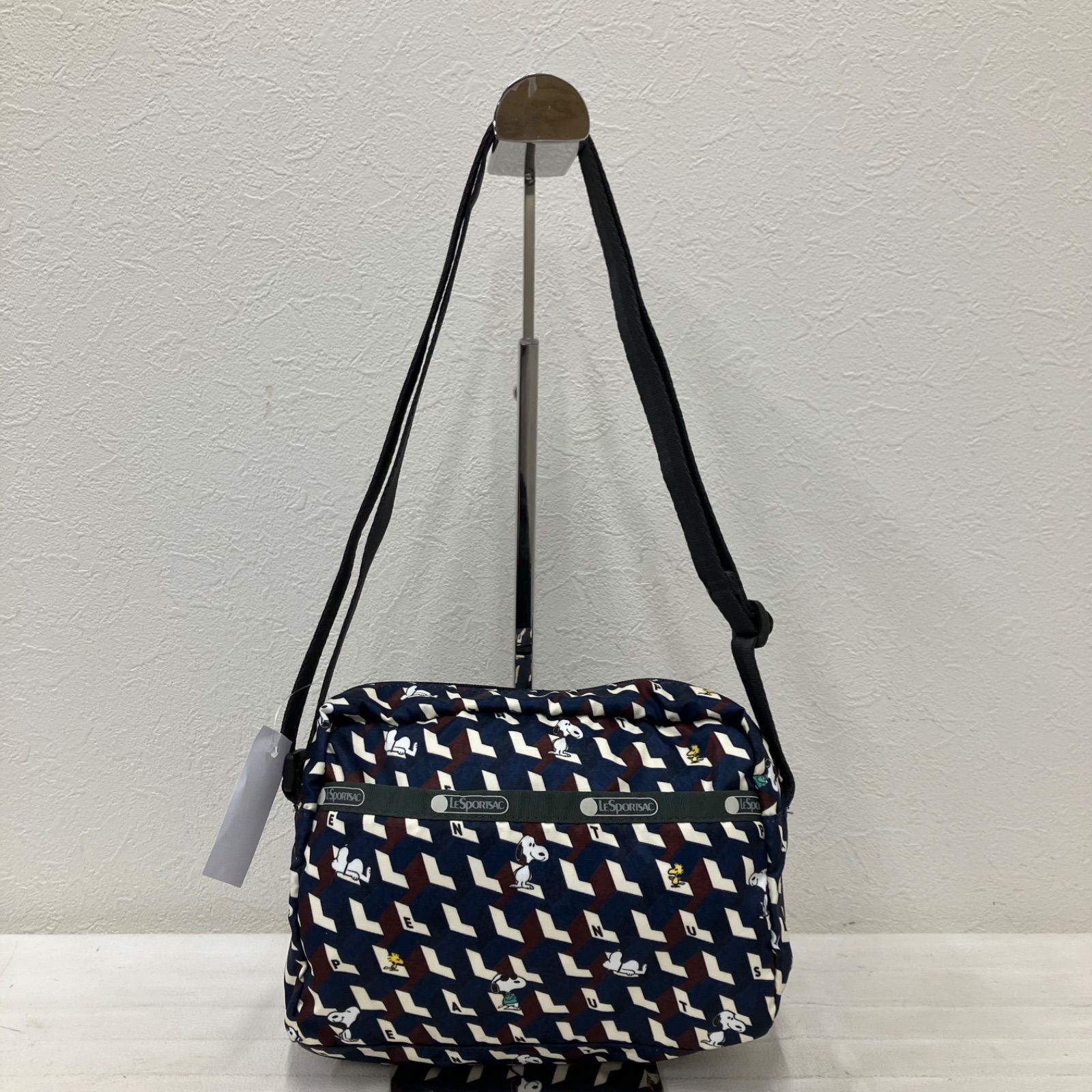 7249 LeSportsac レスポートサック ショルダーバッグ 斜めがけ 紐調節 