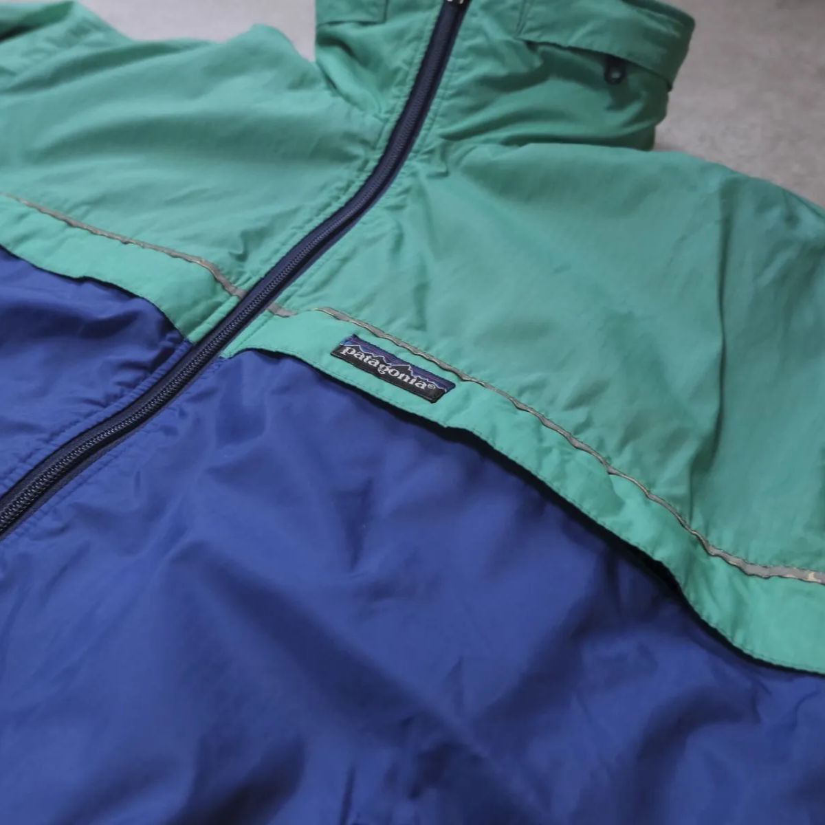 Patagonia 90's ツートーン セーリングジャケット ヴィンテージ 希少】Patagonia セーリングジャケット フーディ付き 90s 00s - メルカリ