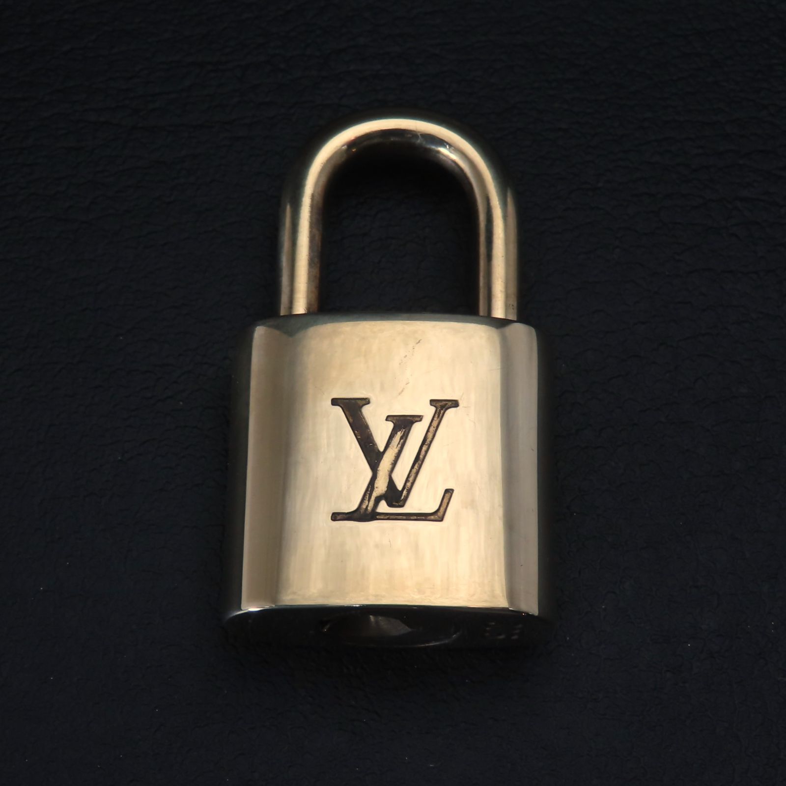 美品 Louis Vuitton LV ルイビトン ルイヴィトン ヴィトン 306