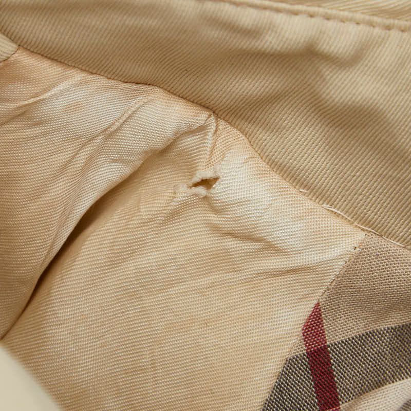 ベージュ ポリエステル