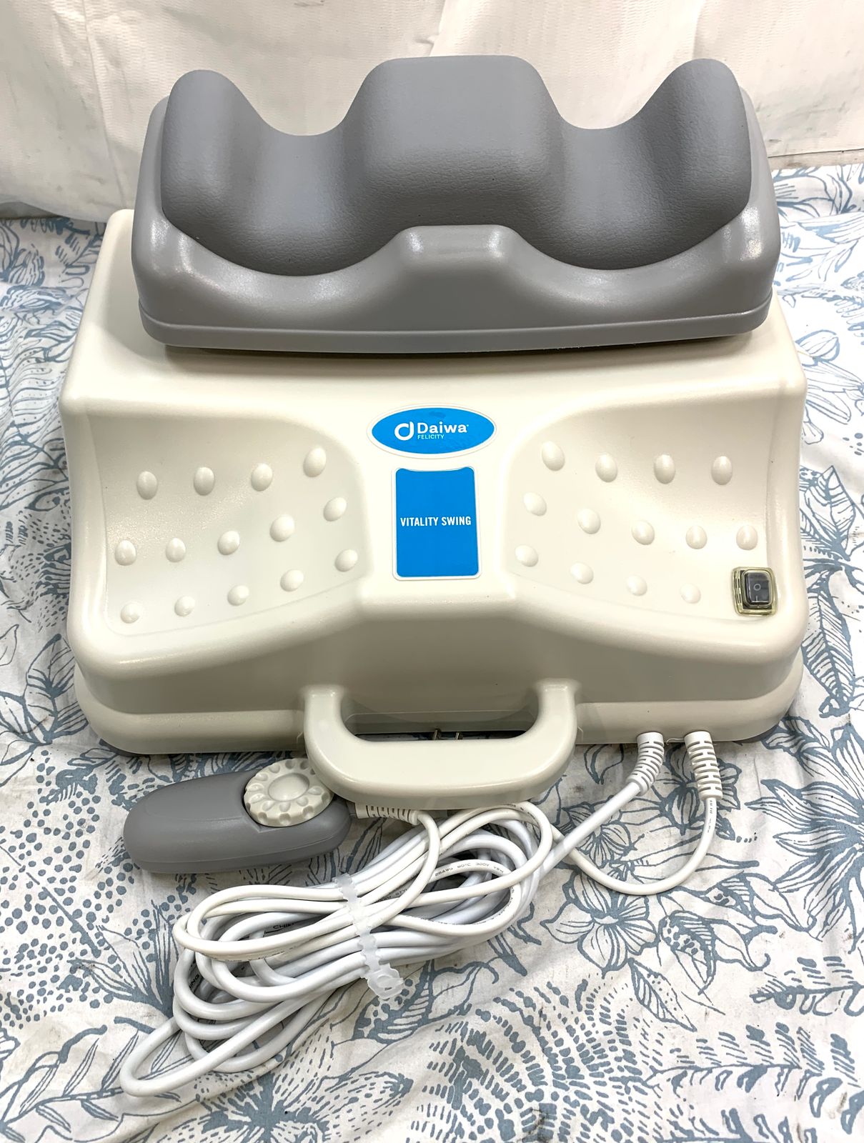 開封済 ♥品 Vitality Swing ゆらゆら金魚運動器 USJ-815