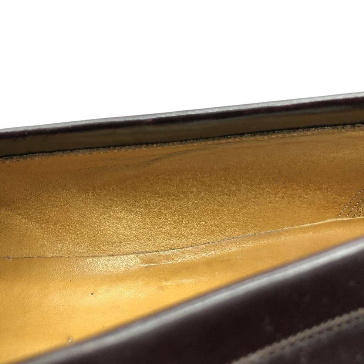 タッセルローファー