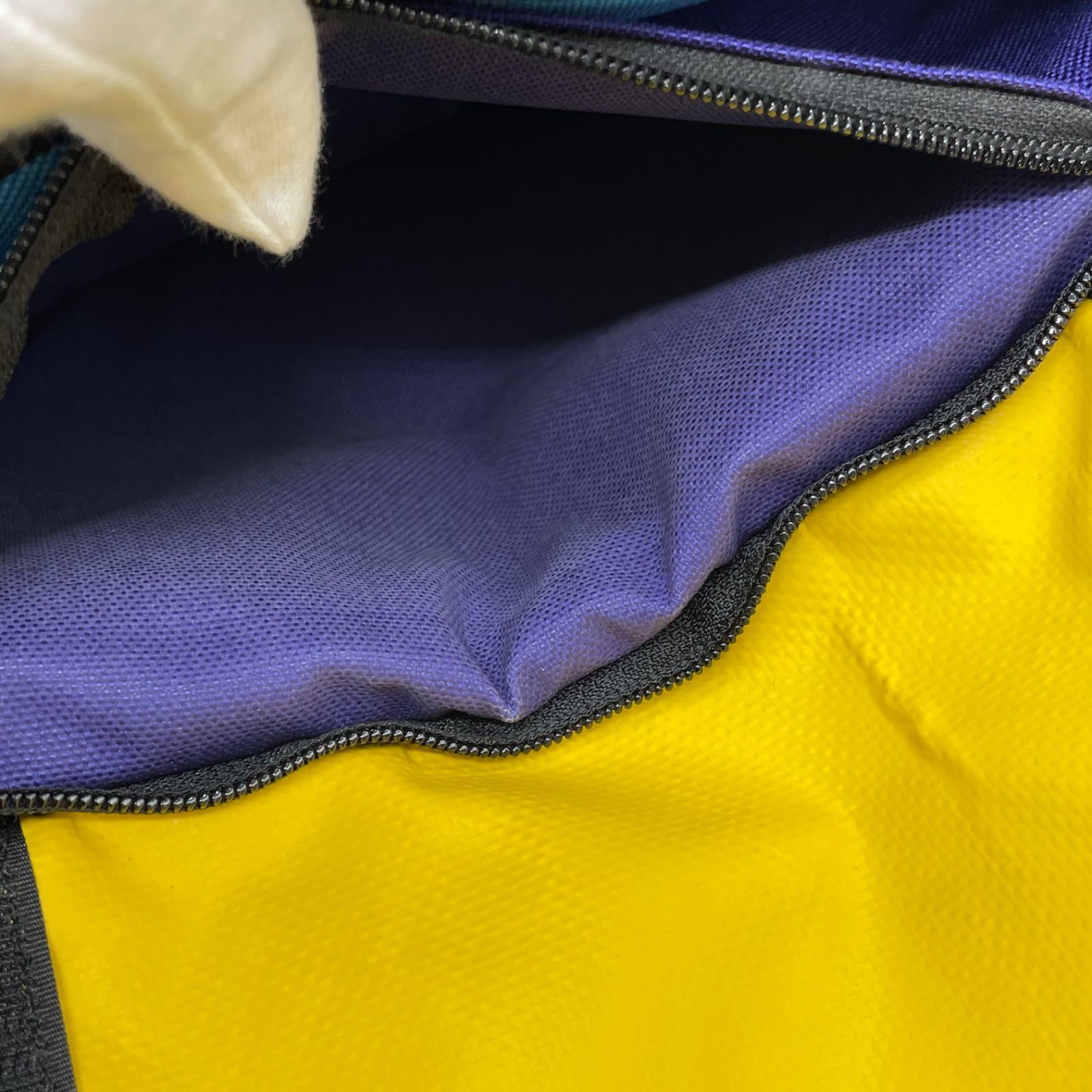 TOMMY ショルダーバッグ