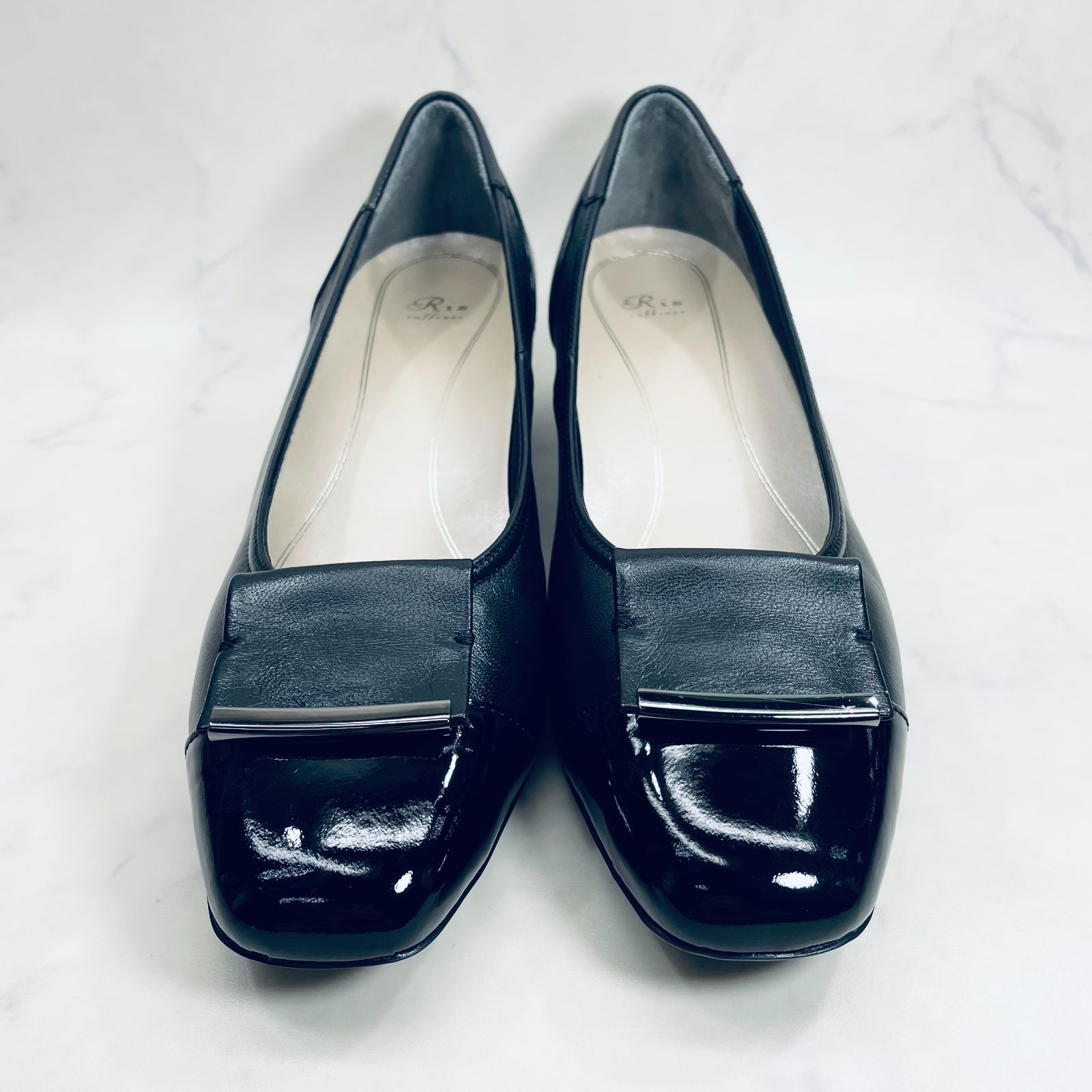 新品 訳あり】【3E】リズラフィーネ ローヒールスクエアパンプス 24.0