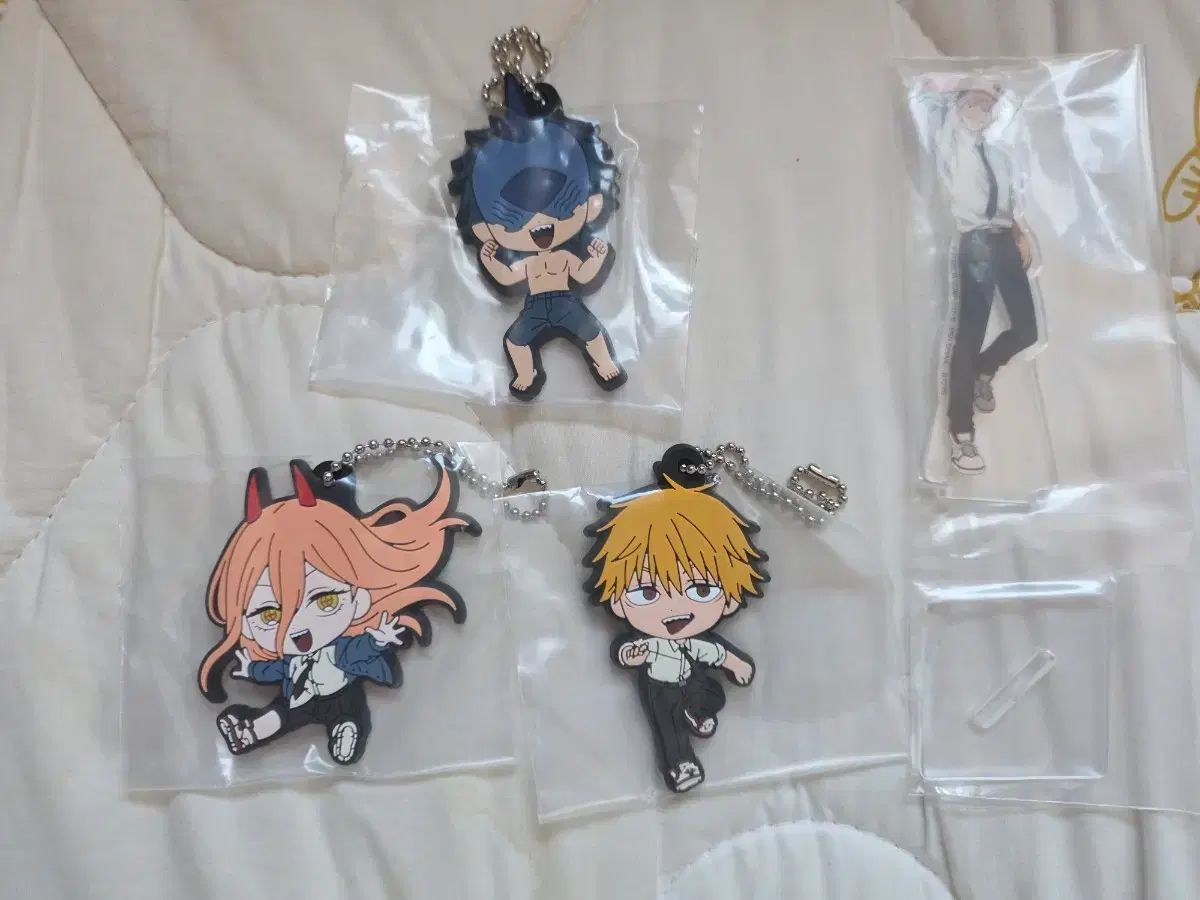 チェンソーマン 一番くじ 下位賞 i g (ラバーチャーム アクリル