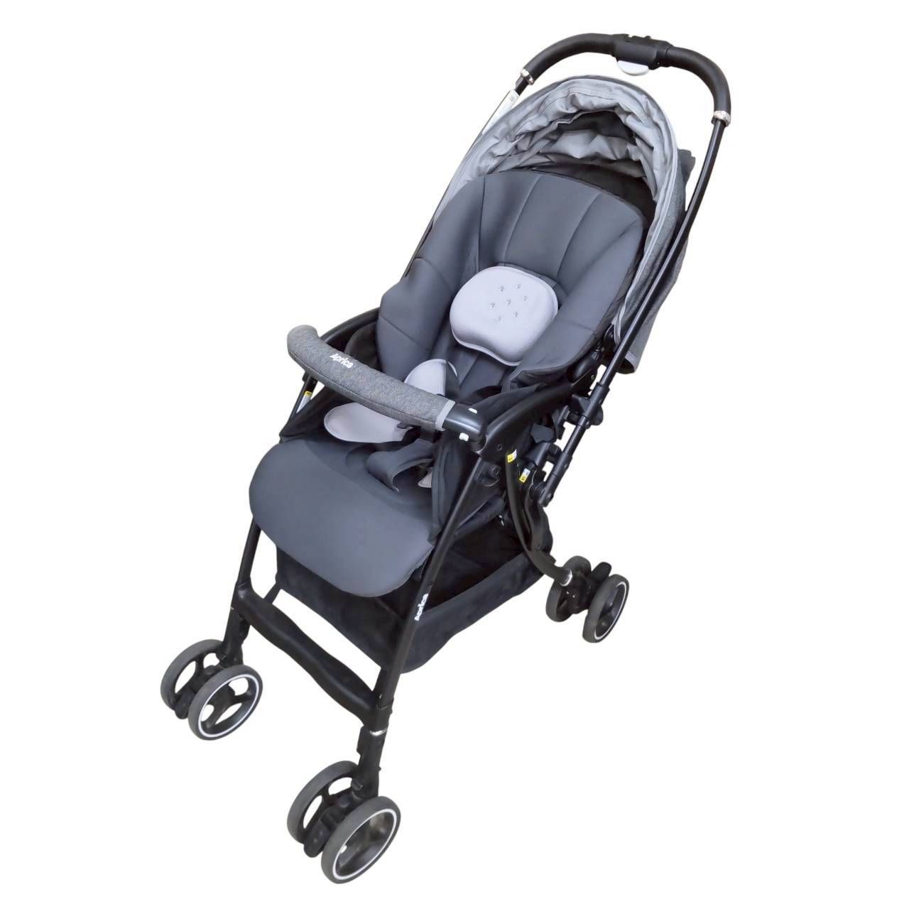 中古品】Aprica アップリカ ベビーカー ラクーナエアー A形 生後1ヶ月