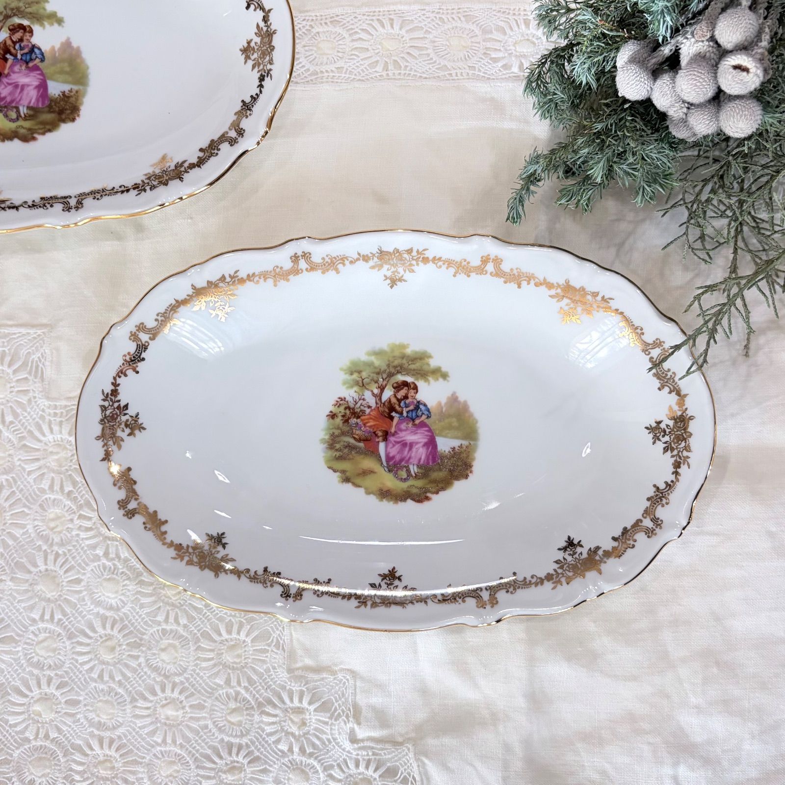 フランスビンテージ ラヴィエ 中世絵柄 磁器【221-A】 - メルカリ