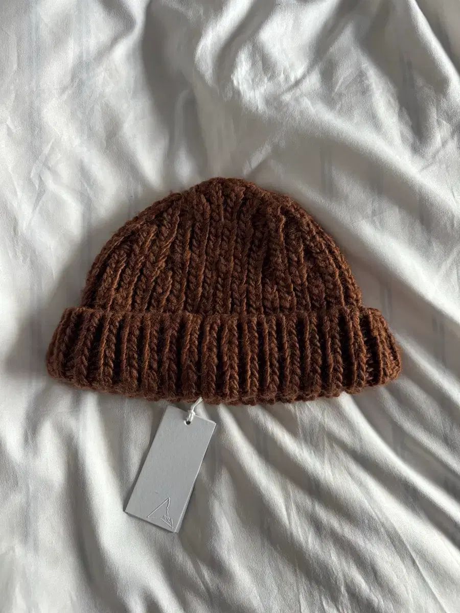 ROA ロア ウール ビーニー ブラウン