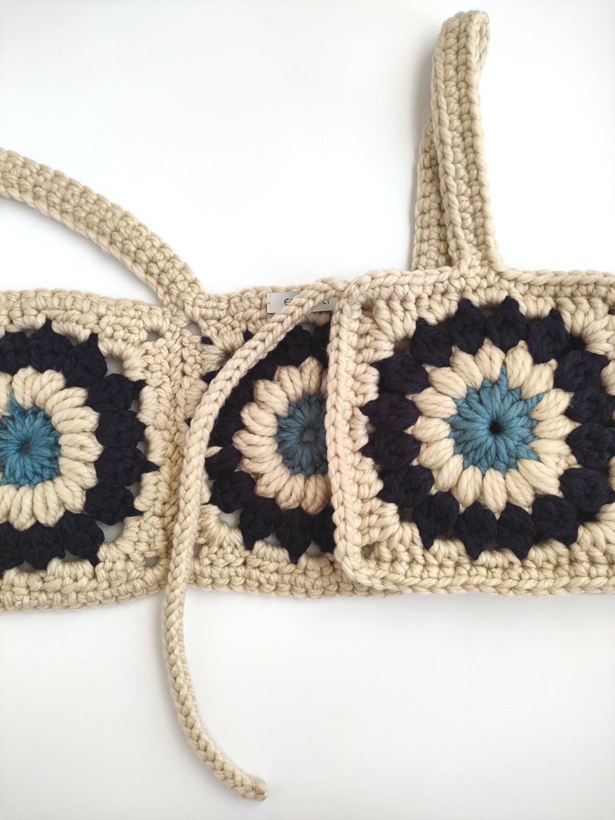 クロシェビスチェ モチーフ