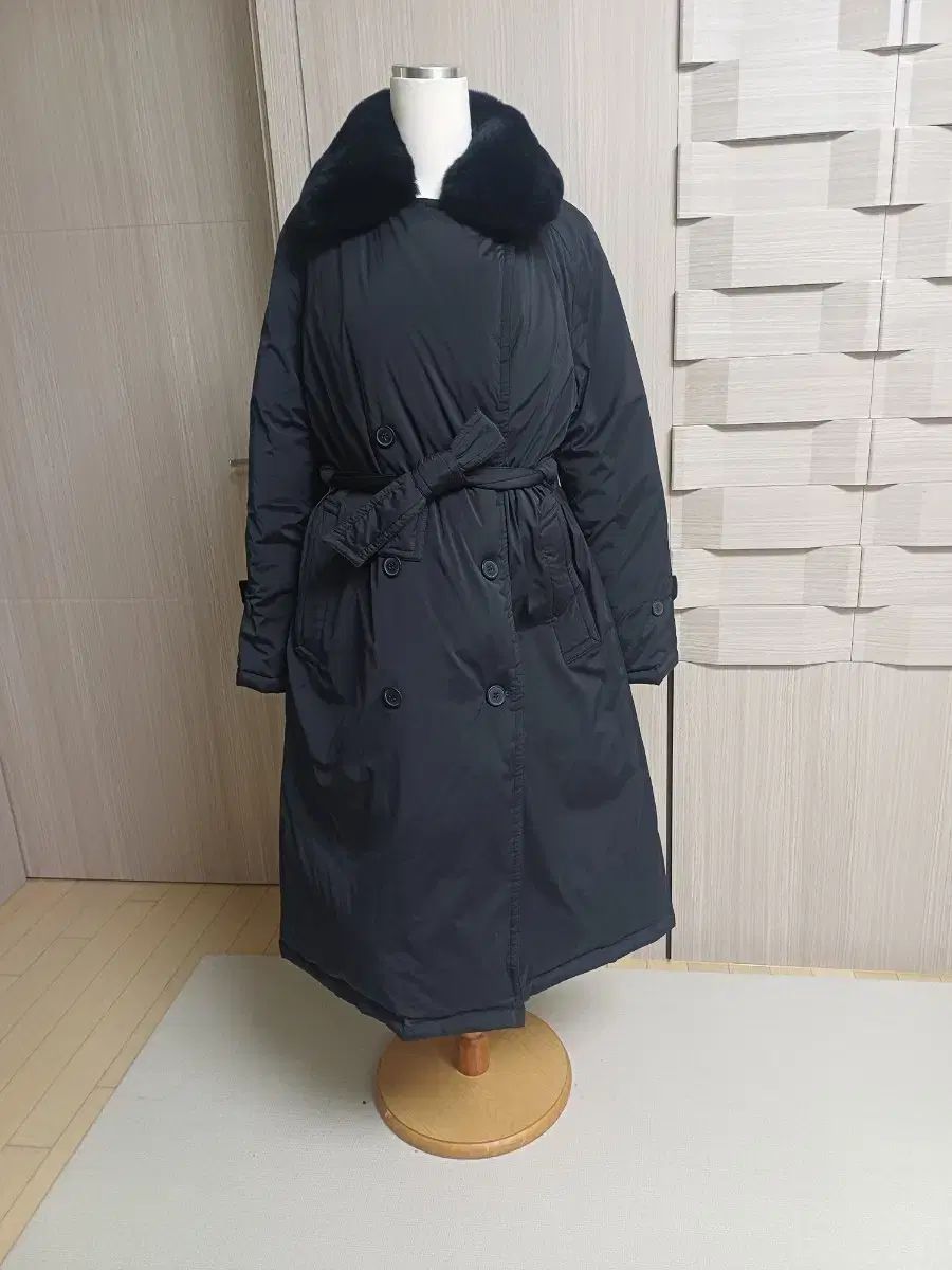 16Plus スマホケース ネックストラップ 付き イタリアンレザー