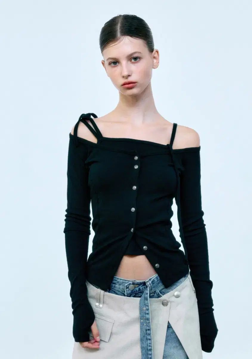 더오유 レイヤード カーディガン-ノースリーブ セット ブラック