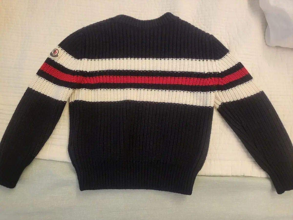 モンクレールキッズ ニット