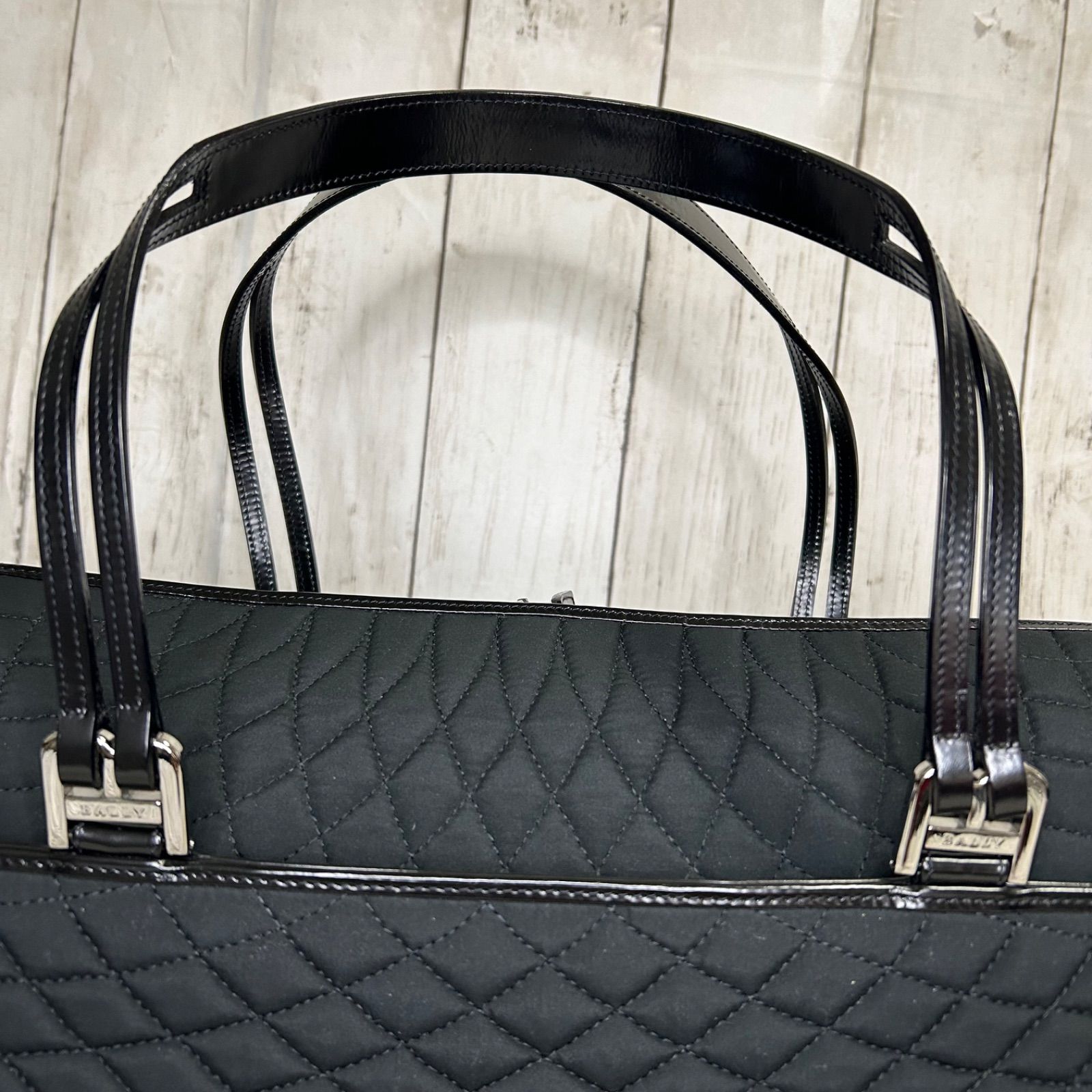 BALLY バリー ナイロン ボストンバッグ ロゴ ブラック キルティング 大 