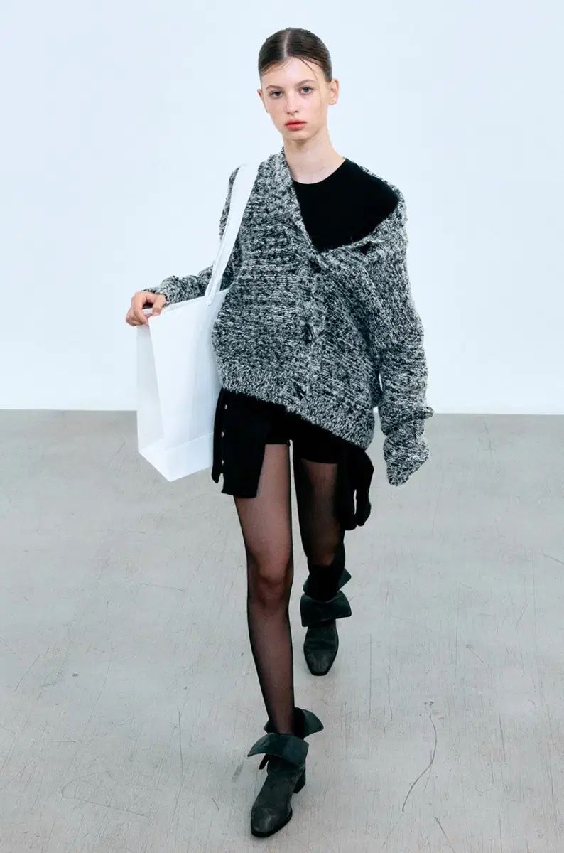 ザ オユー アルパカ カーディガン ブラック