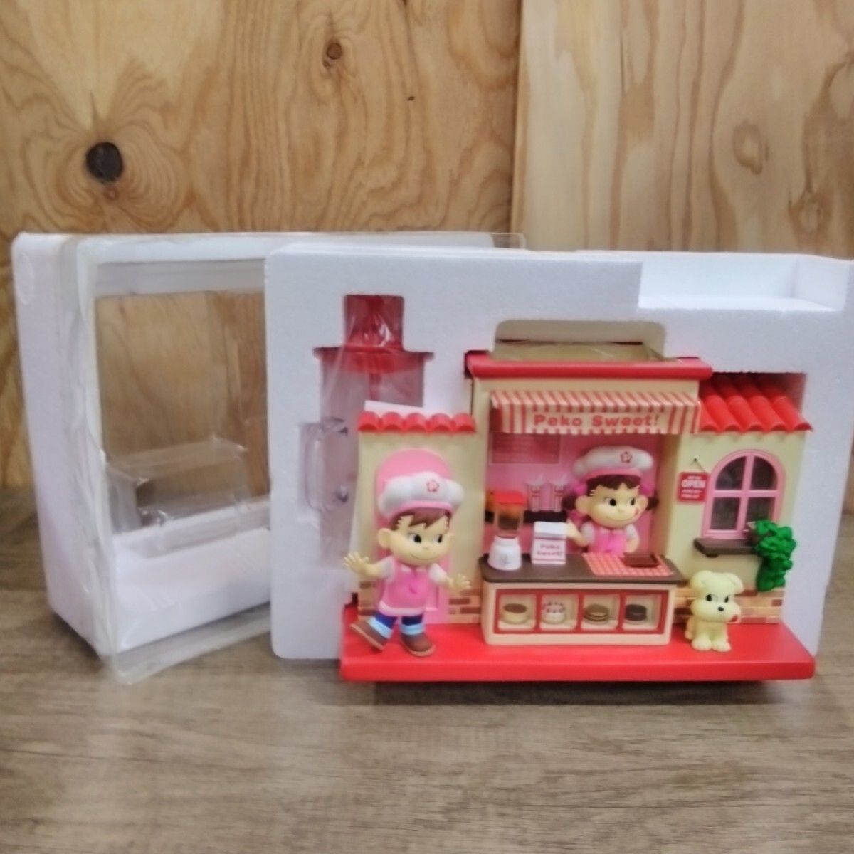 ペコポコスイ—ツカフェ ペコちゃん 不二家 ミルクホイッパー L518