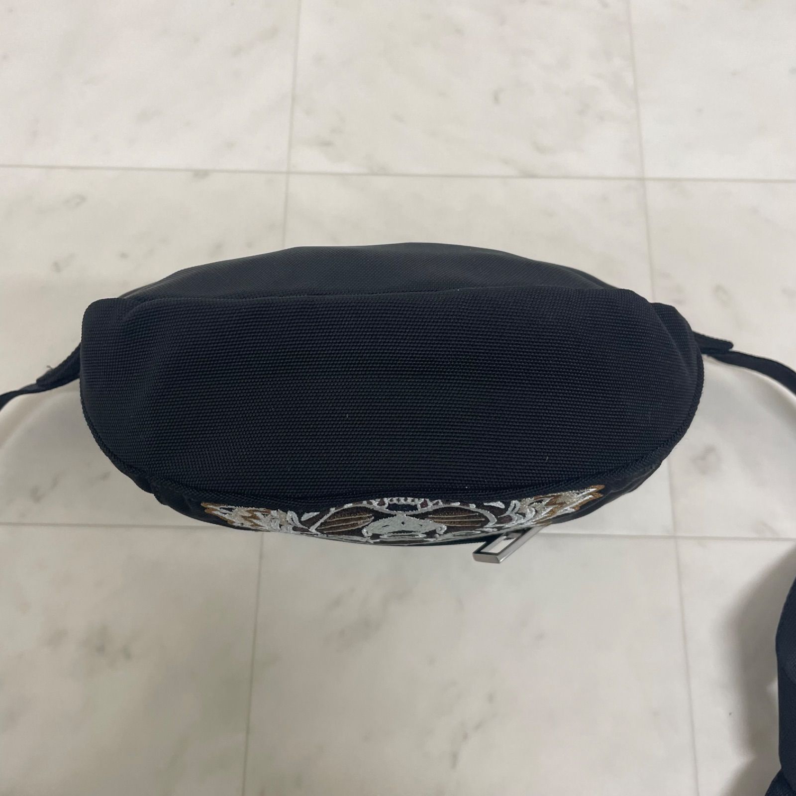 ★美品★ KENZO ウエストポーチ　レザー　刺繍 極美品 KENZO ケンゾー タイガー刺繍 ボディバッグ ウエストポーチ 黒