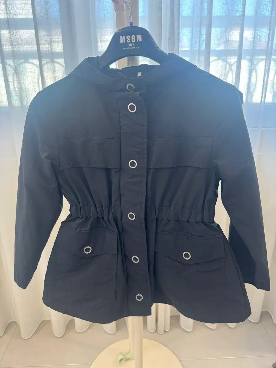 モンクレール キッズ ウィンドブレーカー ブラック 8 y