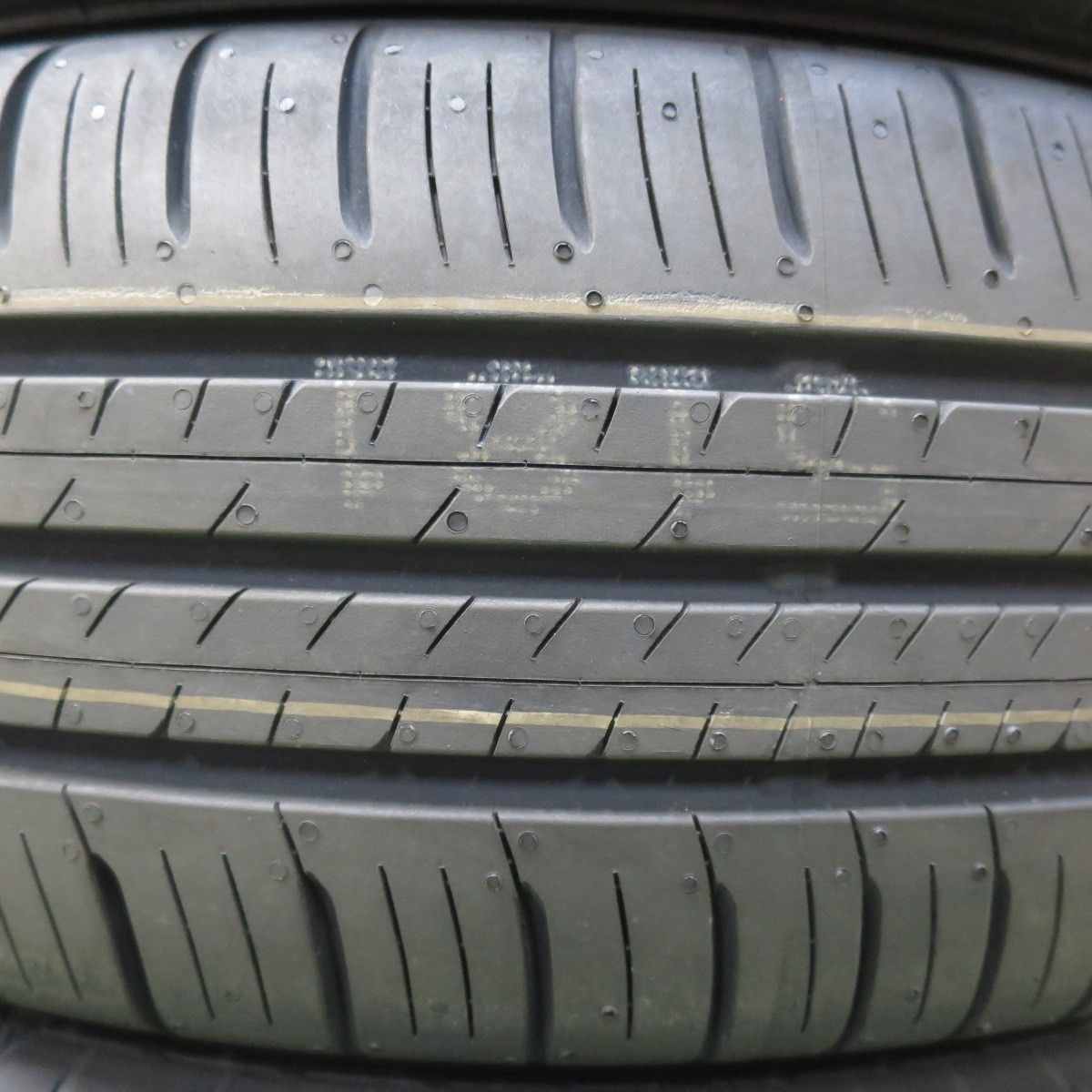  新車外し 25年 185 65 R 15 ダンロップ エナセーブ EC 300 タイヤ 15インチ アクア フィールダー フリード ノート bB 等 5120602イノタ 15インチ サマータイヤ ノーマルタイヤ